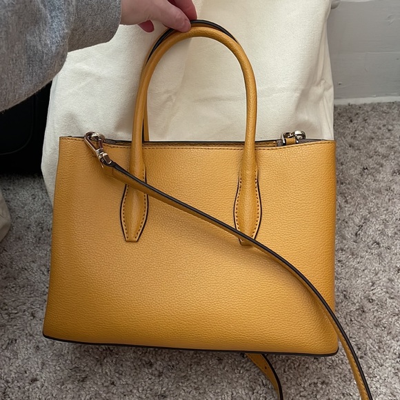 Yellow Kate Spade - Picture 5 of 8
